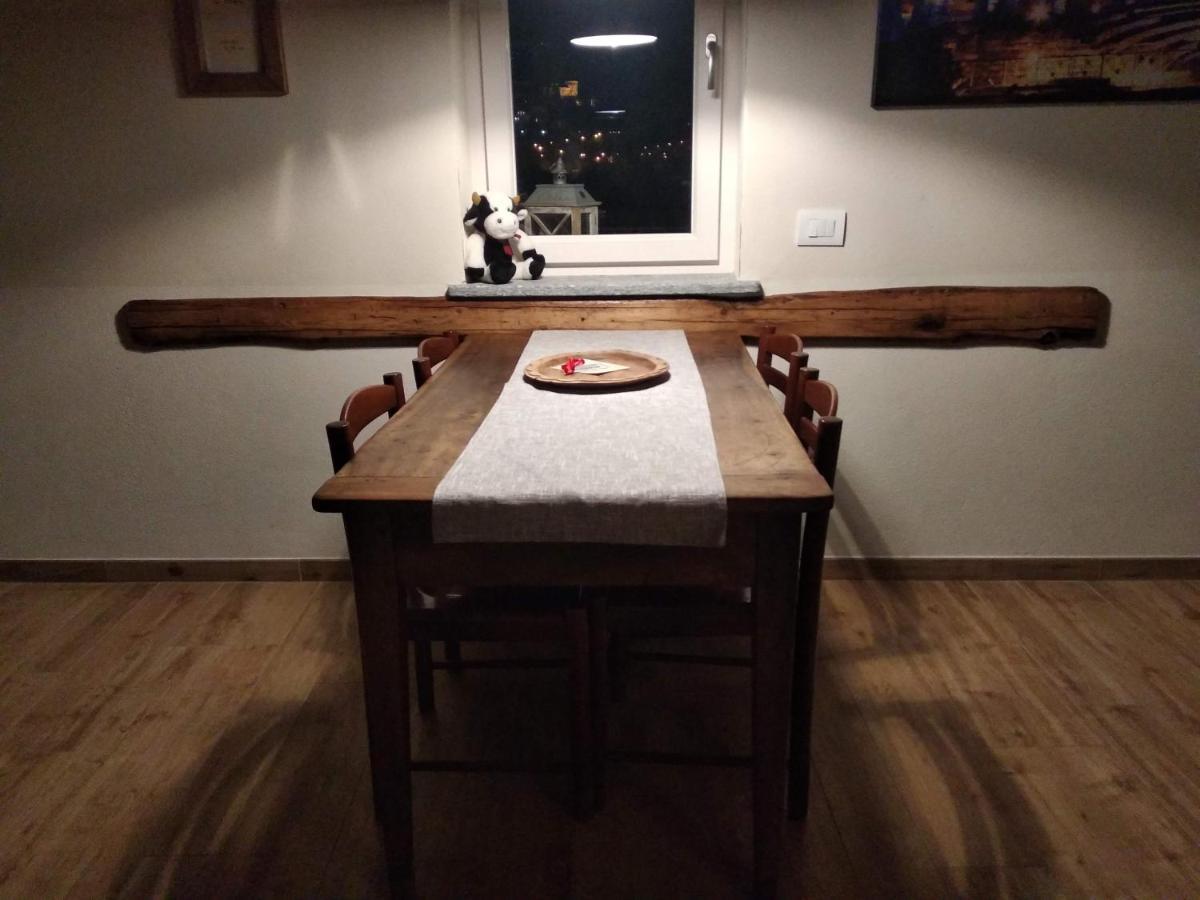 Maison Soleil - Mansarda Aosta Buitenkant foto
